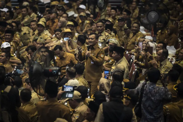 Menhan Sjafrie Tegaskan Kepala Desa Sebagai Ujung Tombak Pemerintahan di Tingkat Desa