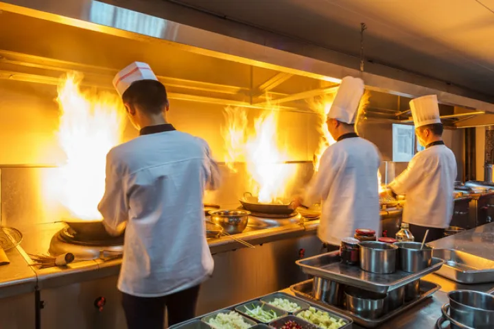 Masak Pakai Teknik Flambé, Apakah Halal?