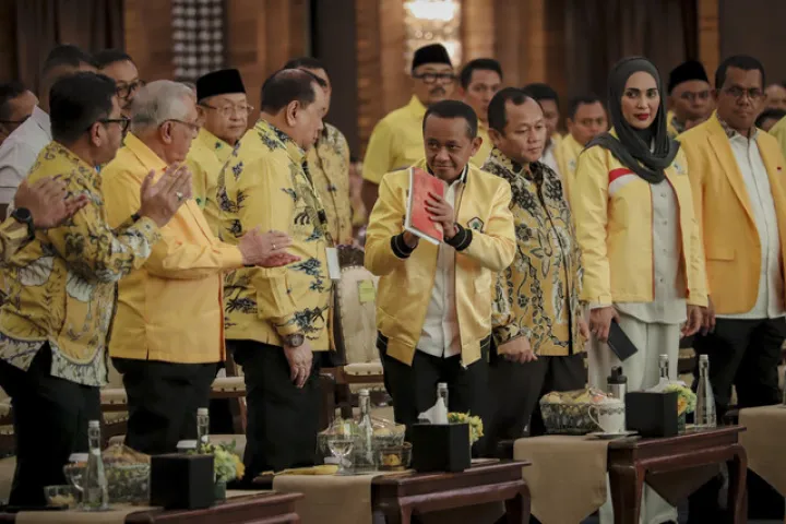 Bahlil Tegaskan Generasi Baru Golkar, Minta Senior Tak Terus Merasa Jadi Ketua Umum