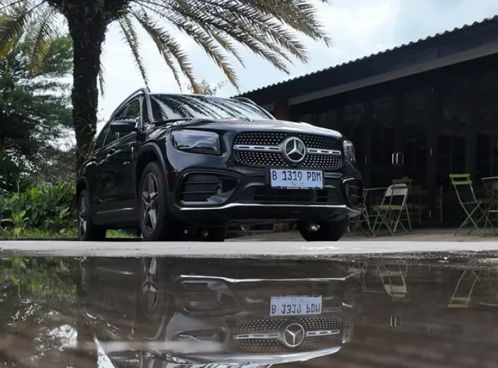 Mercedes-Benz GLB 200 dan Pabrik VinFast Subang Jadi Sorotan Industri Otomotif