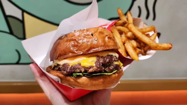 MOGUL Burger: Brand Lokal Medan dengan Cita Rasa Bertaraf Internasional