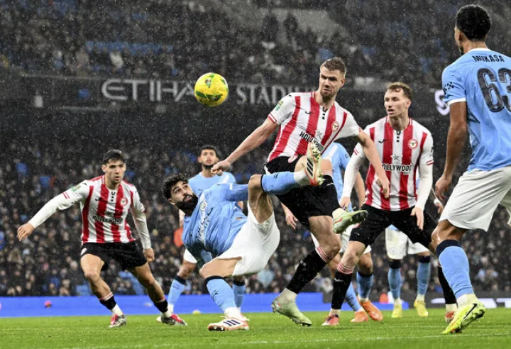 Manchester City Atasi Brentford, Lolos ke Semifinal Piala Liga Inggris