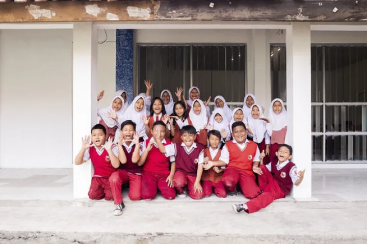 1.792 Koper Bekas Diolah Menjadi Panel Peredam Suara untuk Sekolah Dasar di Cirebon