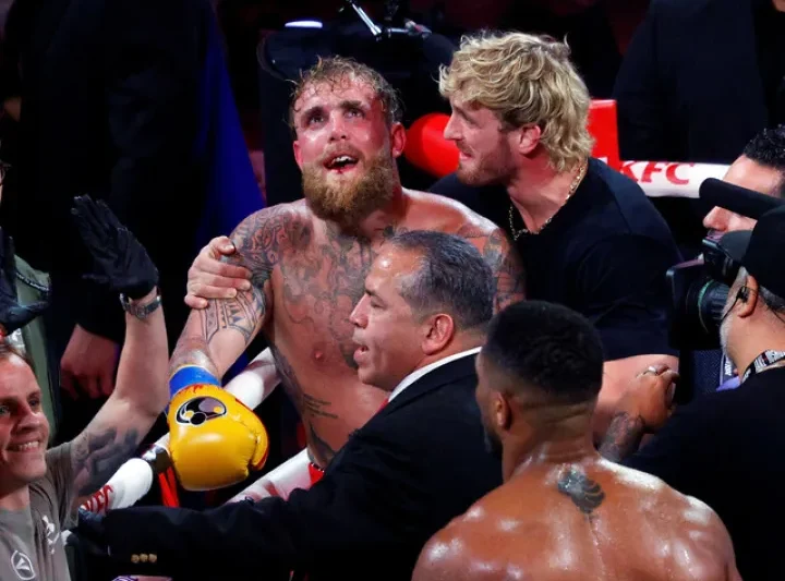 Jake Paul Alami Patah Rahang Setelah Dikalahkan KO oleh Anthony Joshua