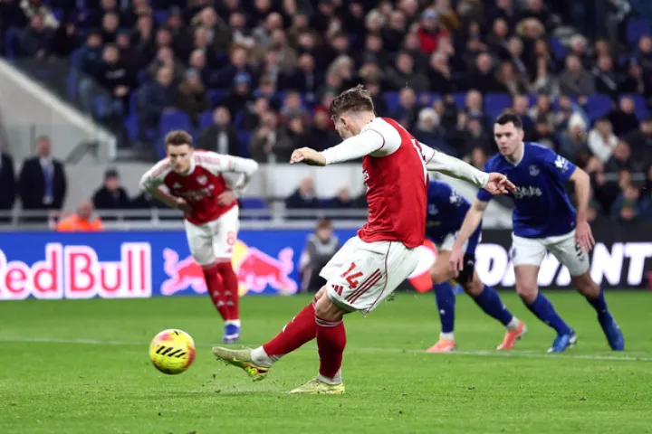 Gol Penalti Viktor Gyokeres Bawa Arsenal Taklukkan Everton