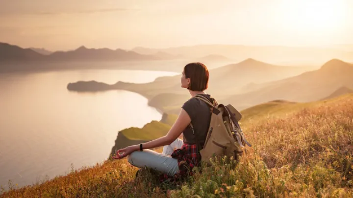 Rumah Hakiki Bukan Tempat Fisik: Mengenal Tempat Bernaung dalam Diri Sendiri