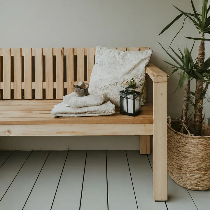 Model bangku storage multifungsi ala Scandinavian