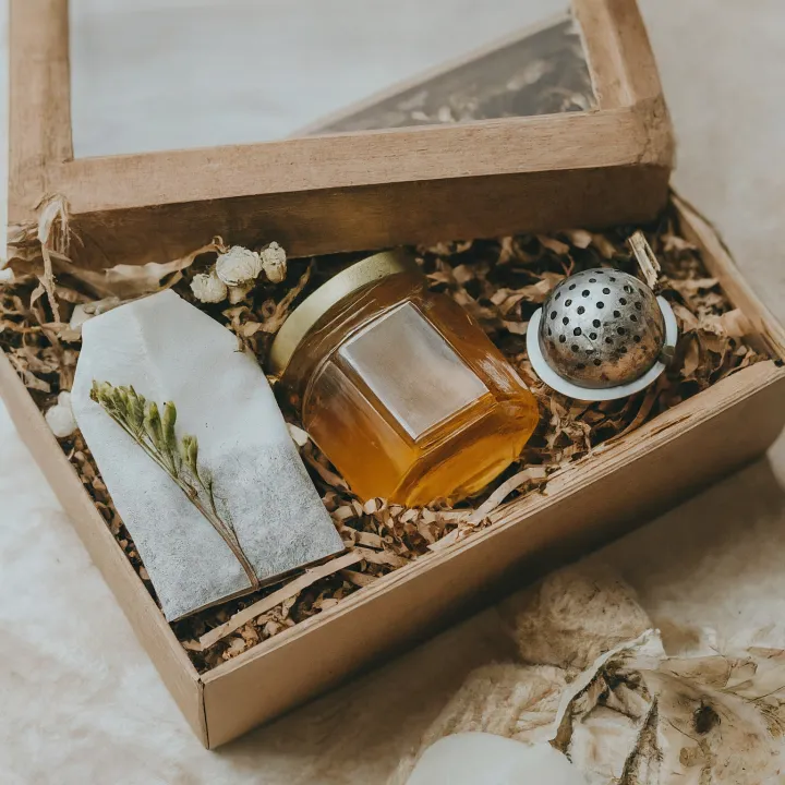 Hampers teh herbal dan madu untuk relaksasi