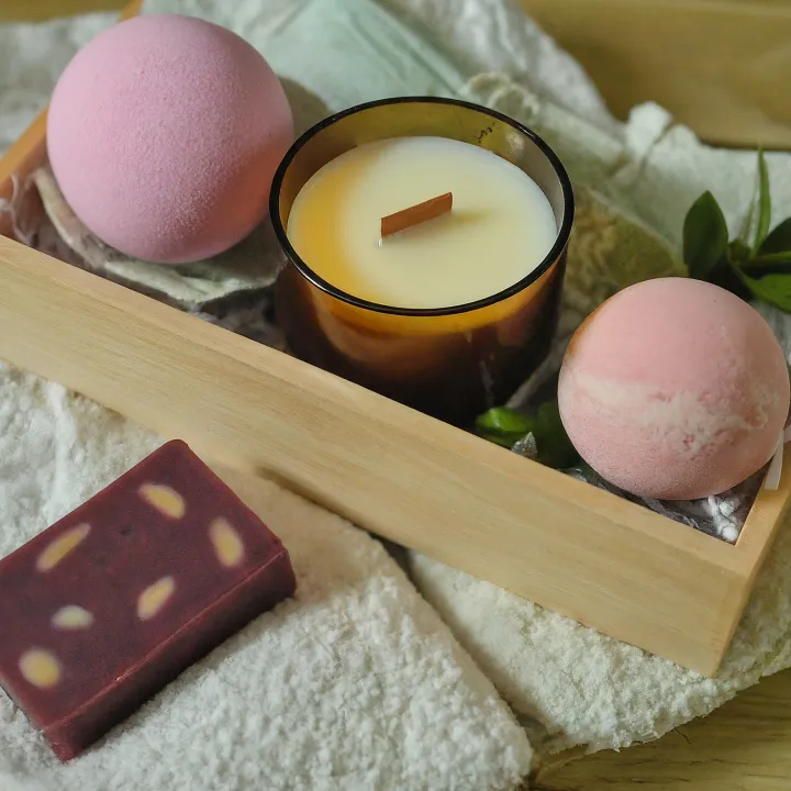 Hampers spa di rumah dengan sabun aromaterapi